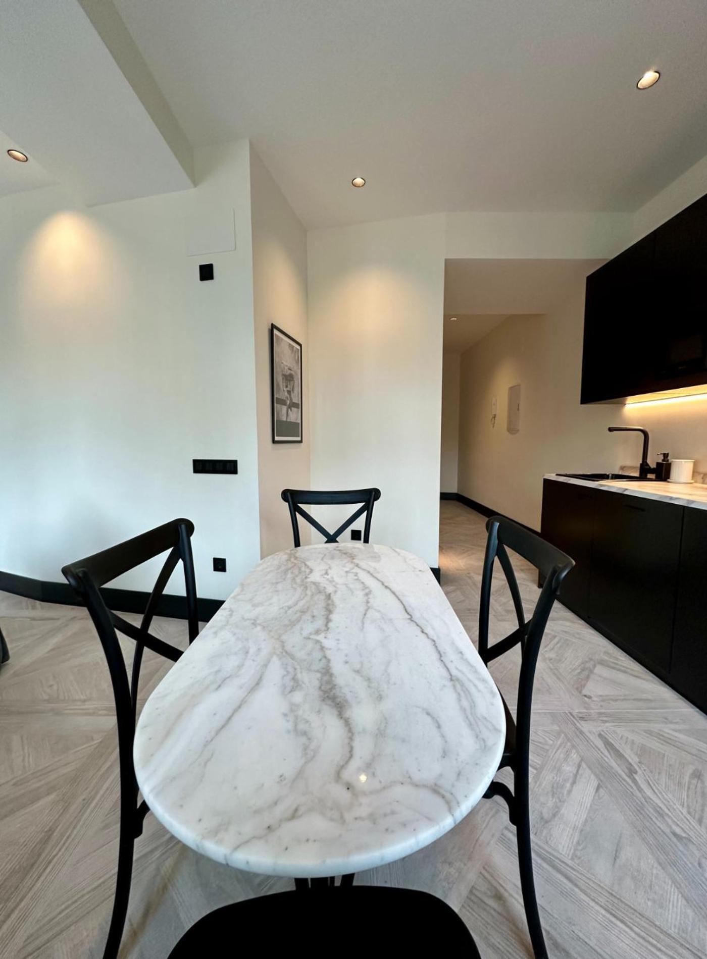 Chic Apt Para 4Pax En Plaza Del Carmen-Gran Via E2 Madri Exterior foto